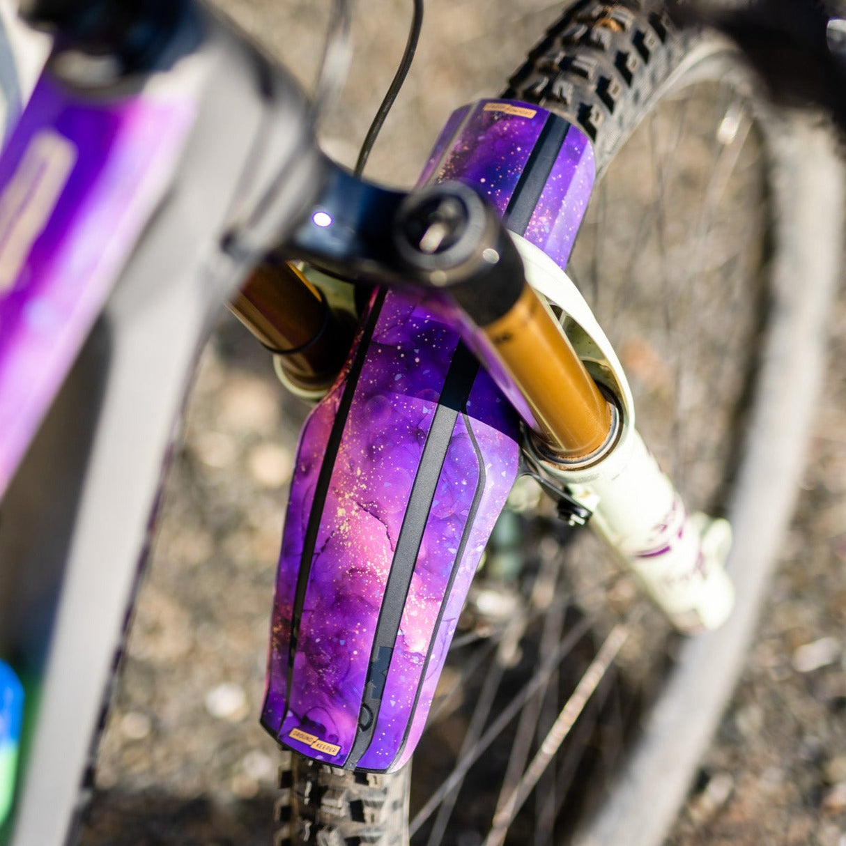 Metallic Fox 36/38 Long Bolt-On Fender Decal Kit