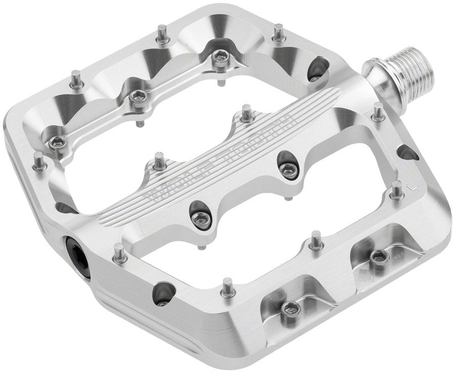 Wolf Tooth Waveform Pedals - Silver Small - The Lost Co. - Wolf Tooth Components - PD0312 - 810006807578 - -